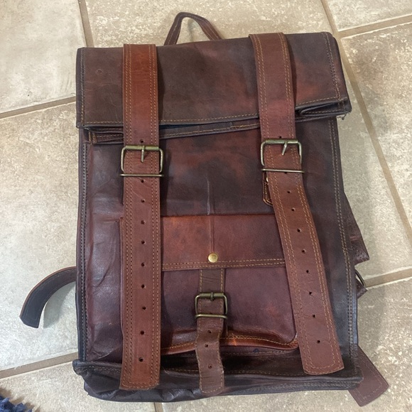 Leather handmade backpack - Picture 2 of 5